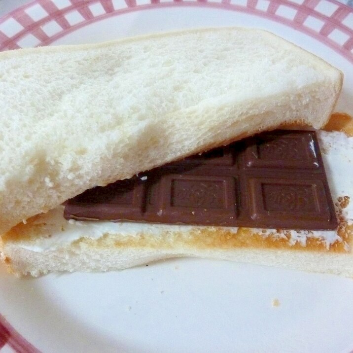 チョコ大好き 板チョコサンド レシピ 作り方 By げんきノンタン 楽天レシピ チョコ大好き 板チョコサンド レシピ 作り方 By げんきノンタン 楽天レシピ